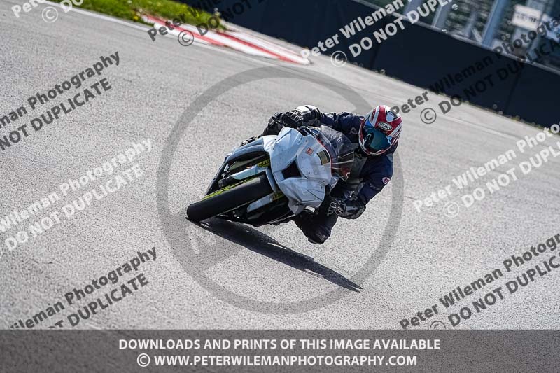 donington no limits trackday;donington park photographs;donington trackday photographs;no limits trackdays;peter wileman photography;trackday digital images;trackday photos